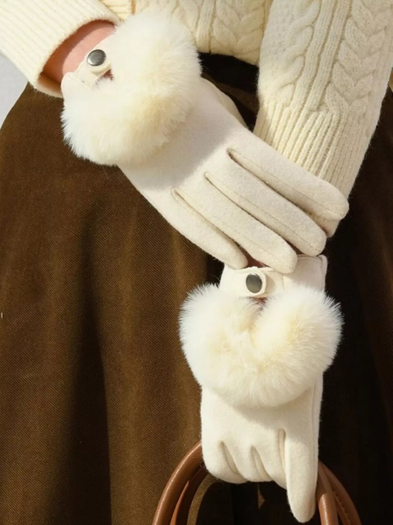 Chloé Faux Fur Cuff Gloves - Be Juliet