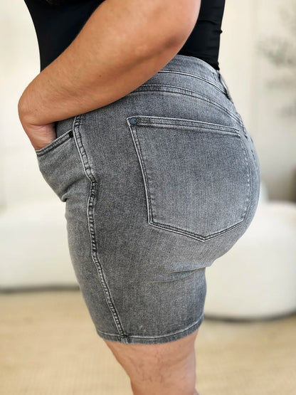 The Noelle Denim Cutoff Shorts - GREY, alternate front view on model - Be Juliet