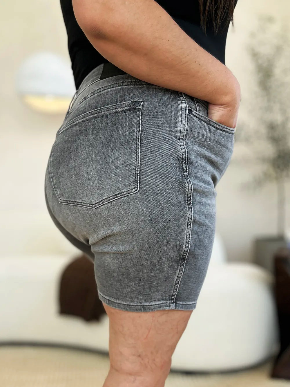 The Noelle Denim Cutoff Shorts - GREY, side close-up detail - Be Juliet