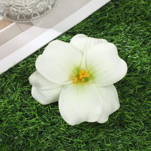 Away Hawaiian Flower Hair Clip - Be Juliet