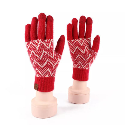Heart Pattern Knitted Touchscreen Gloves - Be Juliet
