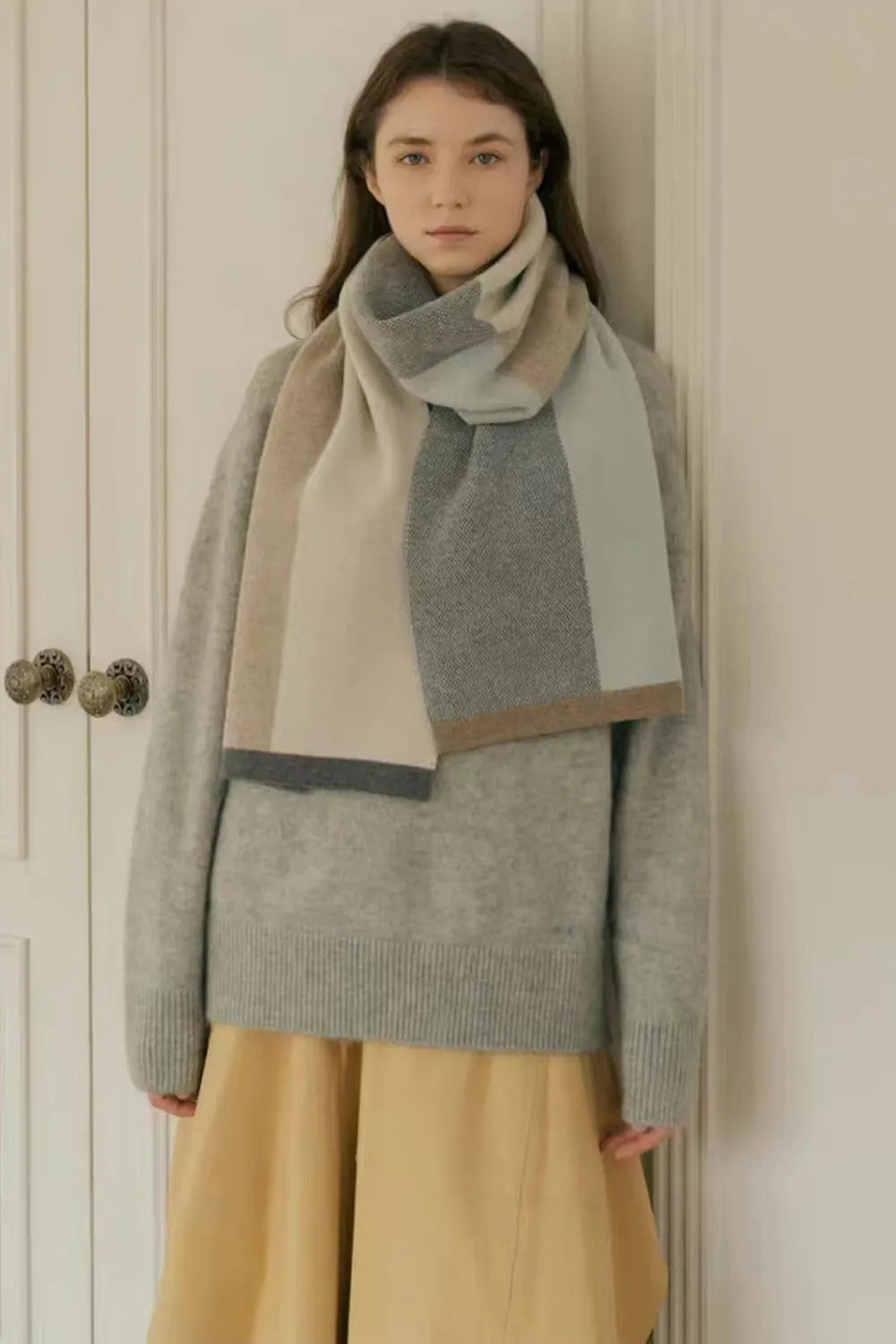 Thermal Contrast Acrylic Scarf - Be Juliet