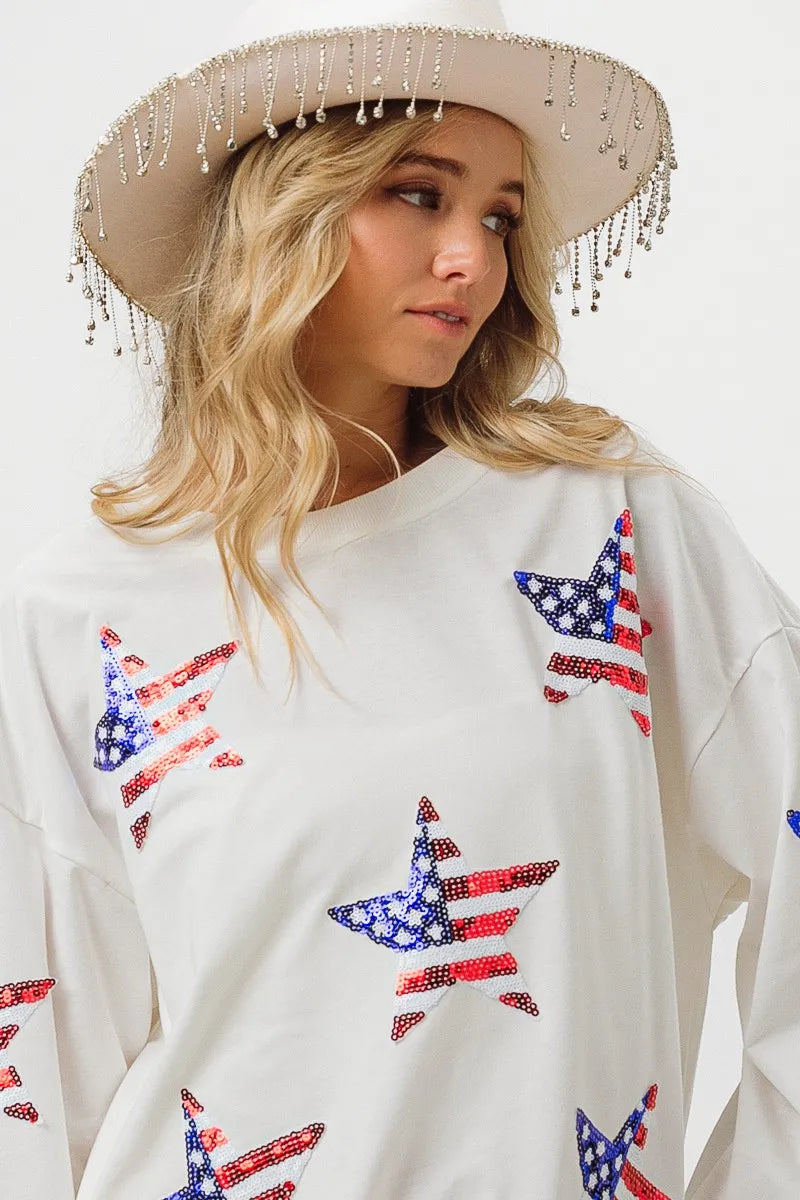 Sequin Star Flag Sweatshirt – Oversized Fit - OFF WHITE, full-length view on model - Be Juliet