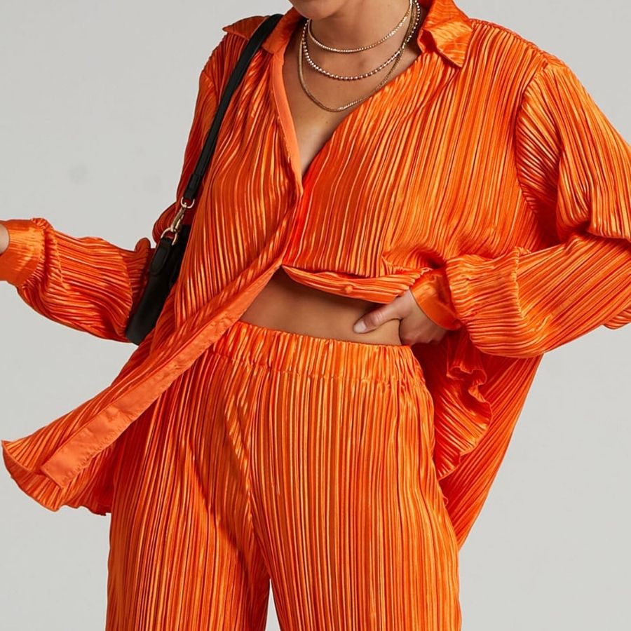 Fia Matching Two Piece Set - Orange, close-up torso knot top detail - Be Juliet