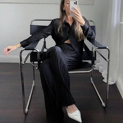 Fia Matching Two Piece Set - Black, front seated mirror selfie on model - Be Juliet